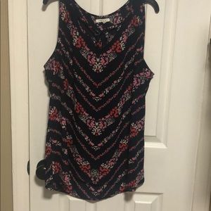 Sleeveless blouse